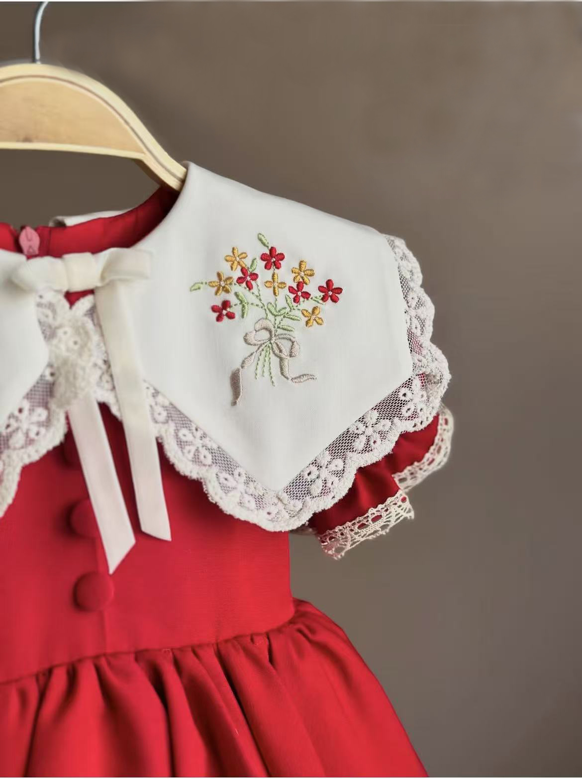 Vestido de Princesa Vintage Ve - Baby Z Clothing avaliação e preço